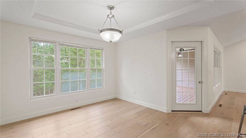 Beautifully maintained 5-bedroom, 3.5-bath home located in the - photo 39