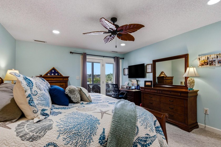 Welcome to waterfront living in the heart of Lightkeeper's - photo 13