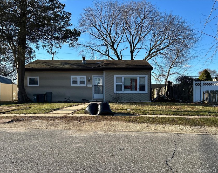 Ranch-style home. This home features four bedrooms, a full bath - photo 2