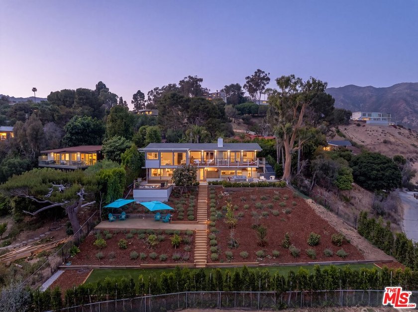 Harbor Vista Home is perched above Malibu's Civic Center with - photo 2
