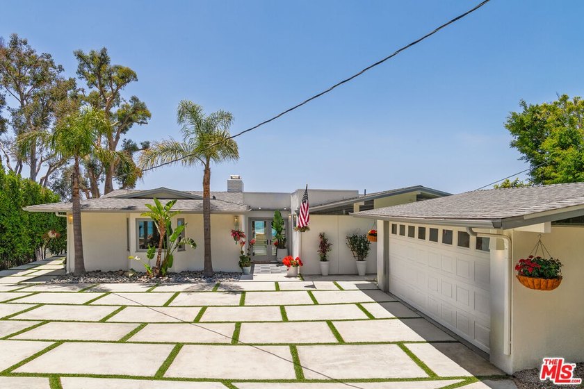 Harbor Vista Home is perched above Malibu's Civic Center with - photo 5