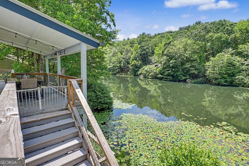 Enjoy true lakefront living at this spacious mountain retreat - photo 12