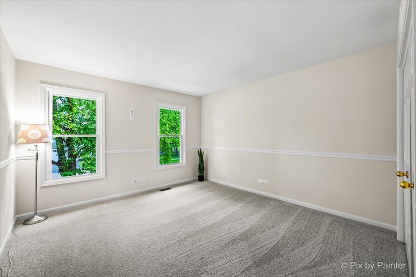 Welcome to 1661 Kensington Drive, nestled on the eastern edge of - photo 32