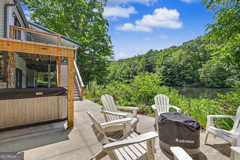 Enjoy true lakefront living at this spacious mountain retreat - photo 43