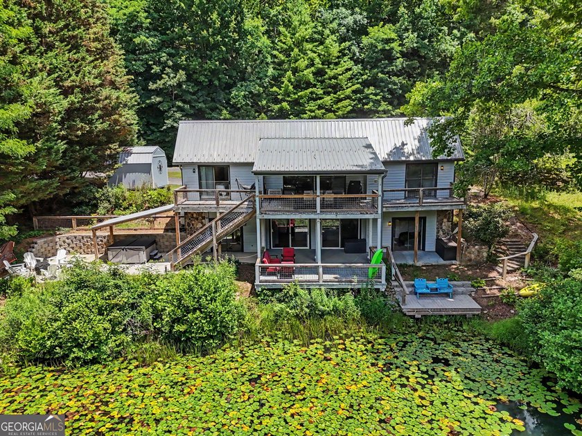 Enjoy true lakefront living at this spacious mountain retreat - photo 44