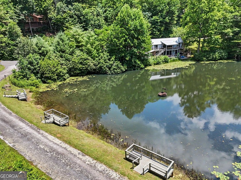 Enjoy true lakefront living at this spacious mountain retreat - photo 47