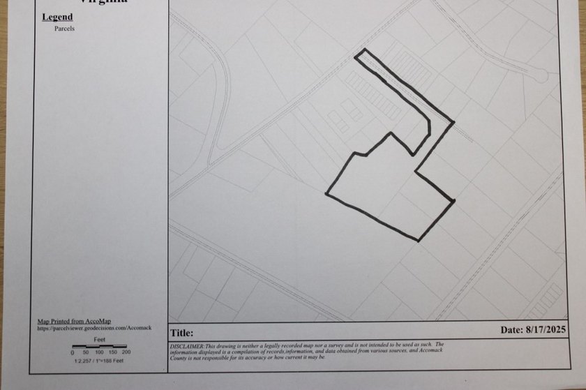 Three parcels are available for sale with common borders for a - photo 3