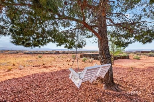Owner-Agent. Situated on a beautifully maintained 1-acre parcel - photo 39