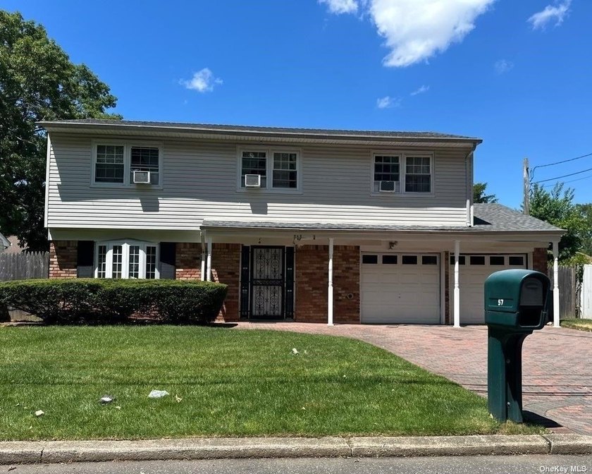 This Colonial Style Home Features 4 Bedrooms, 2 Full Baths - photo 2