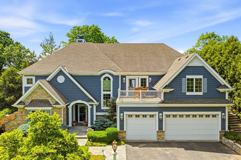Stunning west-facing lakefront home with the best views of - photo 9
