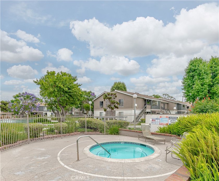 Welcome to this beautifully renovated first-level condominium in - photo 24