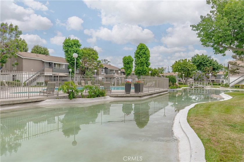 Welcome to this beautifully renovated first-level condominium in - photo 25