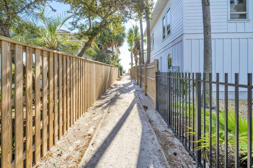Congratulations - you have found the lowest priced unit in Gulf - photo 25
