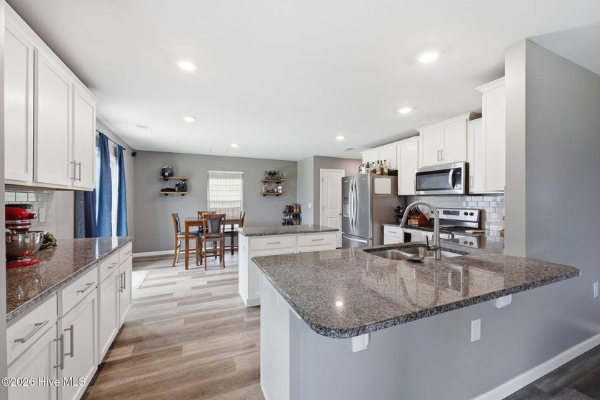 SELLER OFFERING 1 YEAR HOME WARRANTY. Welcome to 321 Ginger - photo 16