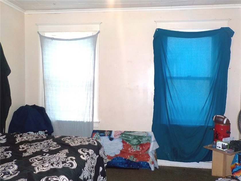 Welcome to this turn-key investment opportunity or owner - photo 7