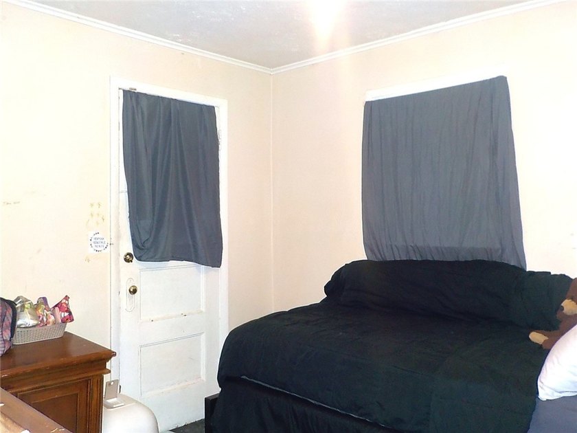 Welcome to this turn-key investment opportunity or owner - photo 9