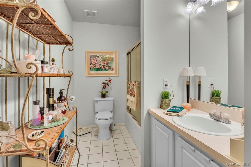 Sunken Pond Estates. 55+ Community in Riverhead. PLEASE NOTE: - photo 22