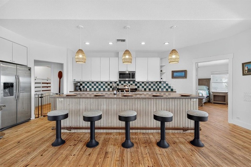 Coveted location &amp; Gulf views! This soulful Old Town home sits - photo 10