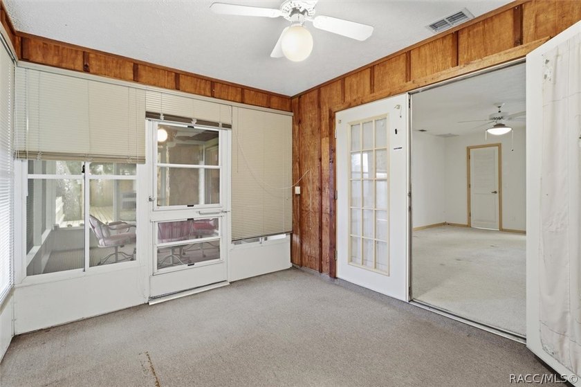 Nestled beneath a canopy of majestic oak trees and overlooking - photo 31