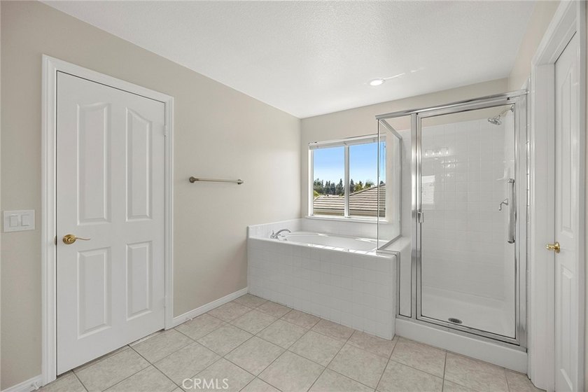 STUNNING NEFF RANCH ESTATE HOME WITH COMMERCIAL ELEVATOR! First - photo 33