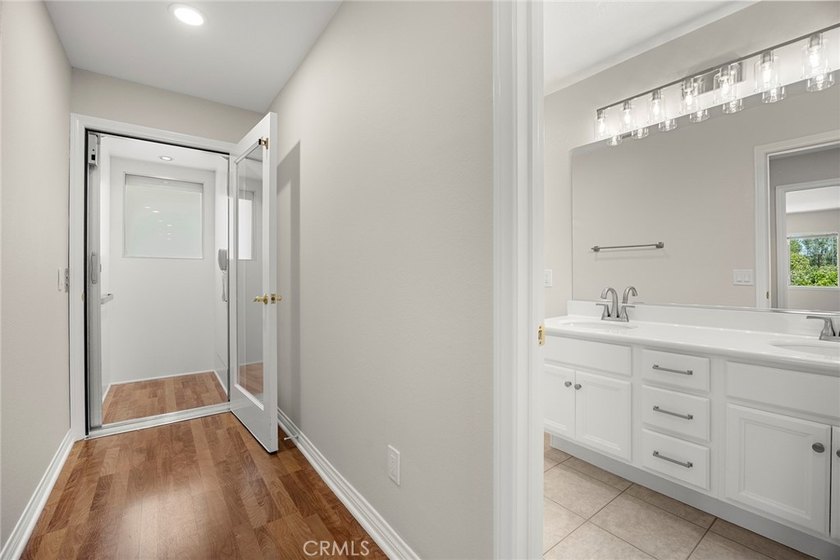 STUNNING NEFF RANCH ESTATE HOME WITH COMMERCIAL ELEVATOR! First - photo 36