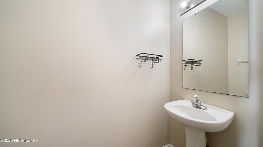 Welcome to this move-in ready townhome in Timmermans Walk! This - photo 11