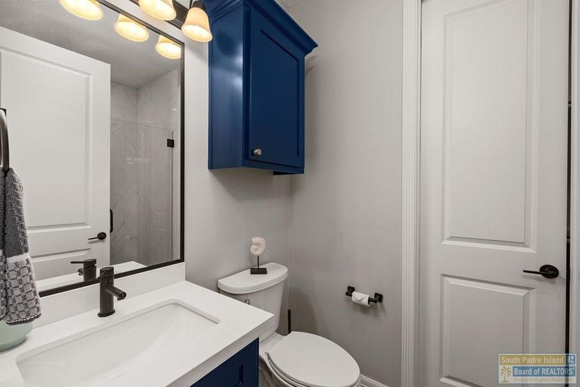 YOUR LUXURY RETREAT AWAITS - MOTIVATED SELLERS! Experience - photo 27