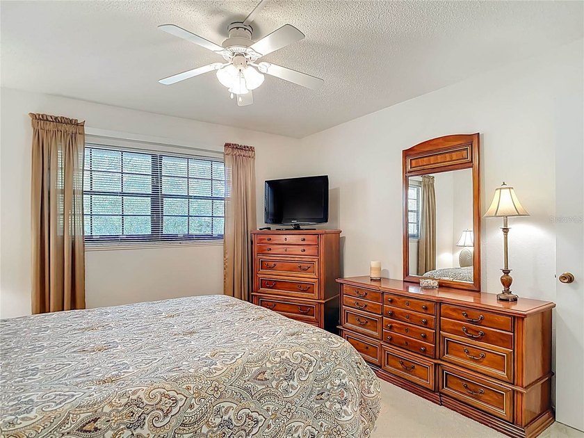 PRICE IMPROVEMENT! MOVE-IN READY &amp; TURNKEY FURNISHED! Experience - photo 17