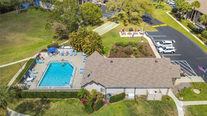 PRICE IMPROVEMENT! MOVE-IN READY &amp; TURNKEY FURNISHED! Experience - photo 32