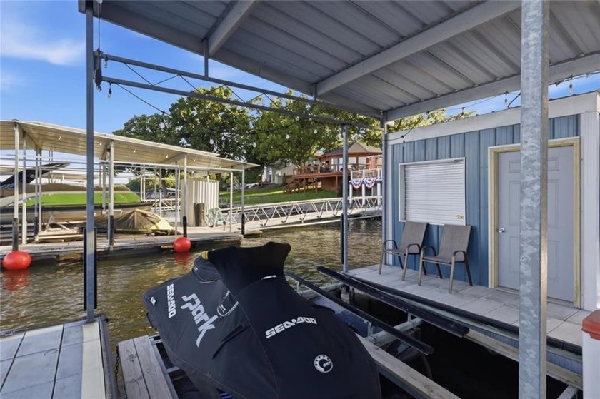 Main channel views of the 13MM and close to Franky &amp; Louie's - photo 35