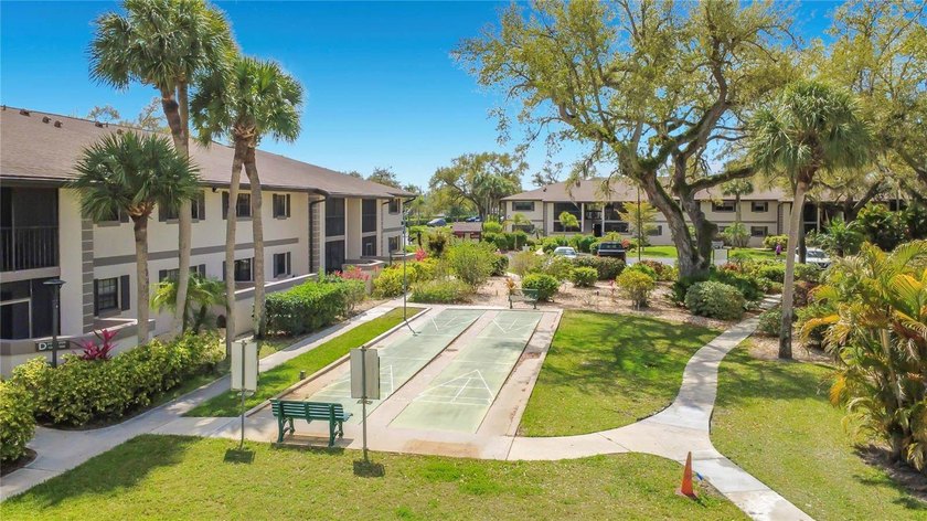 PRICE IMPROVEMENT! MOVE-IN READY &amp; TURNKEY FURNISHED! Experience - photo 40