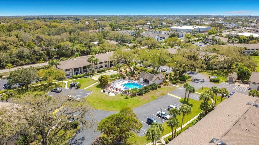 PRICE IMPROVEMENT! MOVE-IN READY &amp; TURNKEY FURNISHED! Experience - photo 43