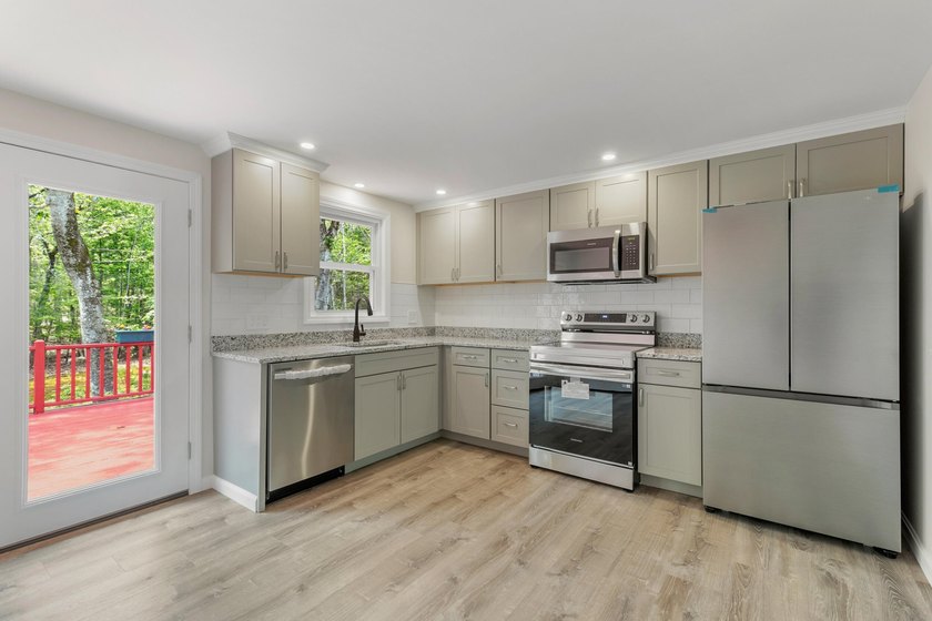 Motivated Seller just made a huge $19,000 price reduction. HURRY - photo 8