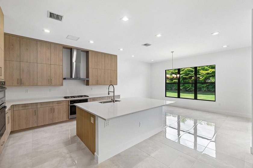 Brand new and never lived in, this stunning Honolulu model in - photo 13