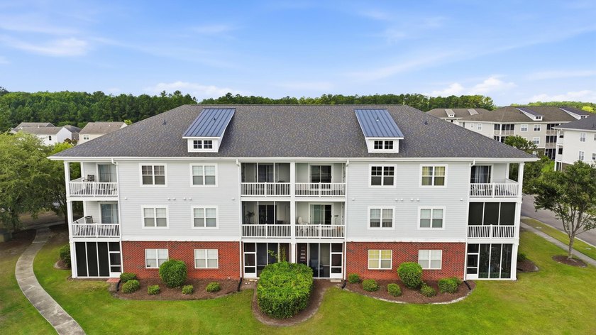 Discover the perfect blend of style, comfort, and convenience in - photo 30
