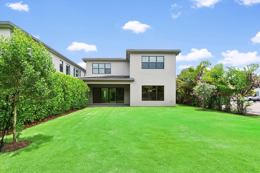 Brand new and never lived in, this stunning Honolulu model in - photo 49