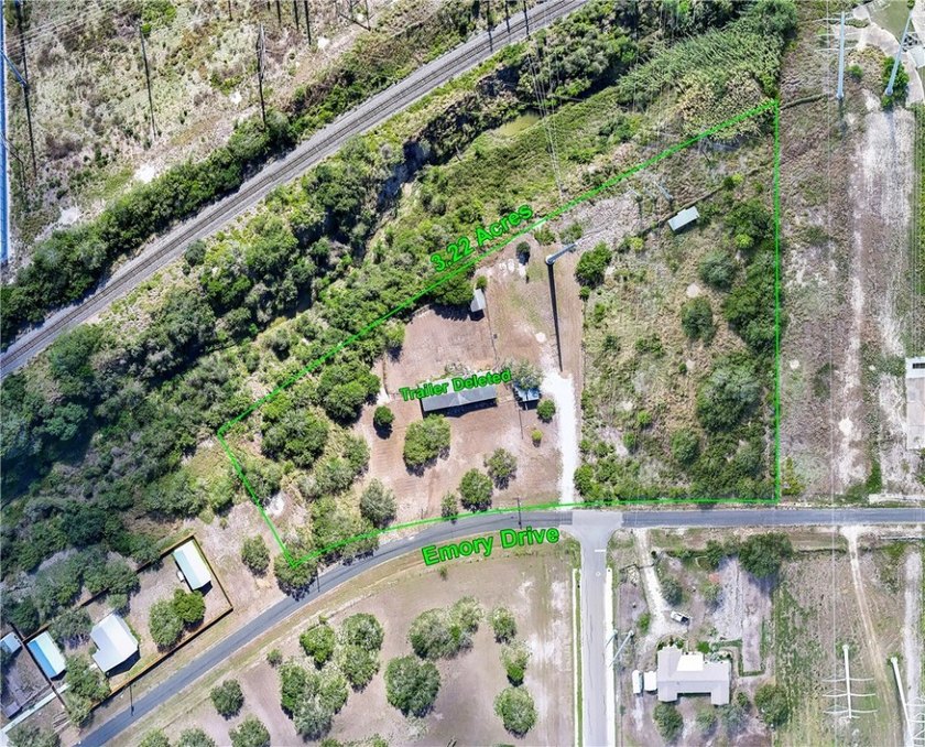 3.22 acres in Calallen just 1 mile from the Five Points - photo 4