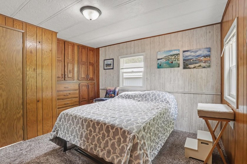 Meticulously maintained 2-bedroom, 1.5-bath waterfront home on - photo 13