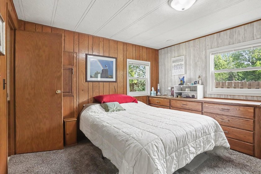Meticulously maintained 2-bedroom, 1.5-bath waterfront home on - photo 15