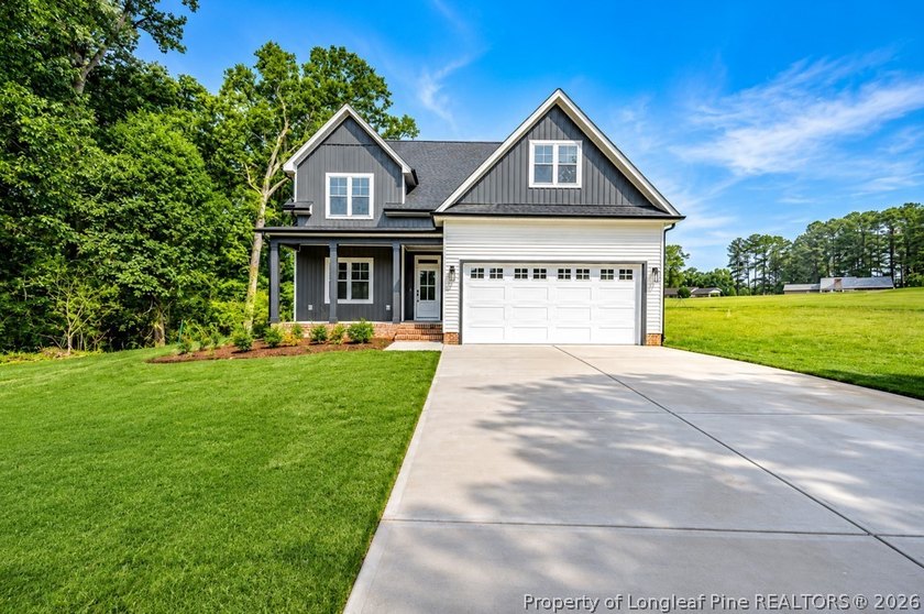 Welcome to luxury living in the prestigious gated community of - photo 3