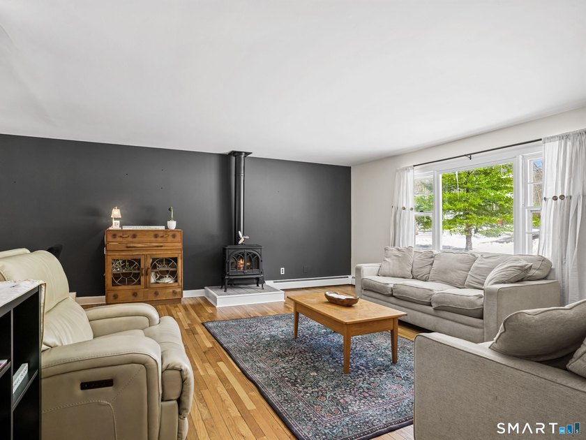 An exceptional opportunity to live in one of Trumbull's - photo 2