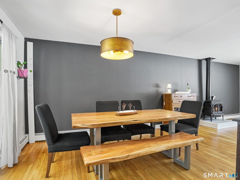 An exceptional opportunity to live in one of Trumbull's - photo 7