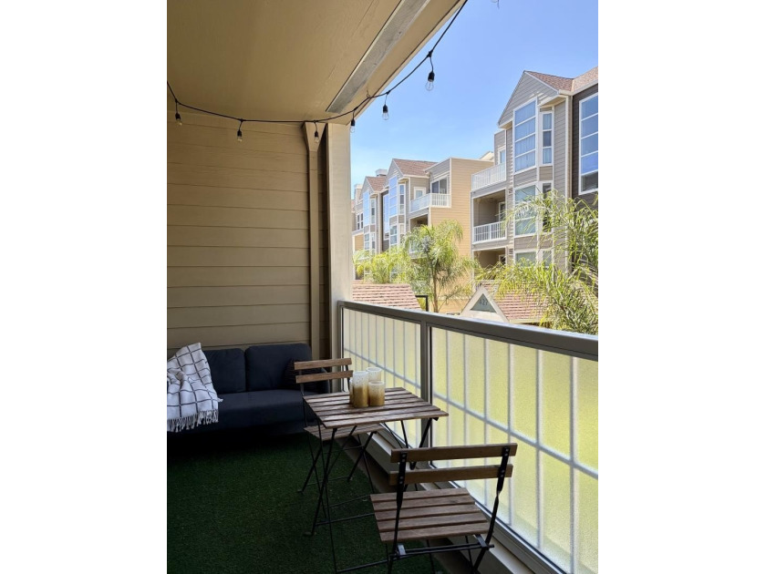 Welcome to 415 N 2nd Street, Unit #239, in San Jose! A stylish - photo 16
