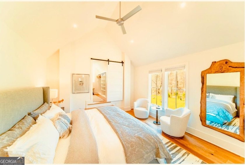 This Modern Shotgun Home is modeled after the classic Southern - photo 4