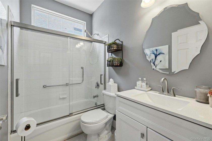 The Beautiful Detached Maidstone Model Is Located In The - photo 26