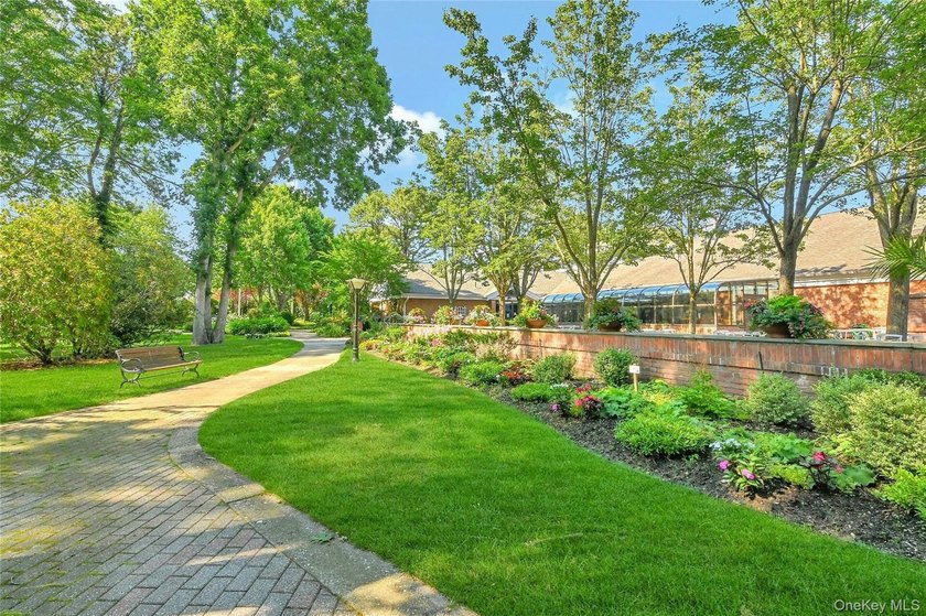 The Beautiful Detached Maidstone Model Is Located In The - photo 46