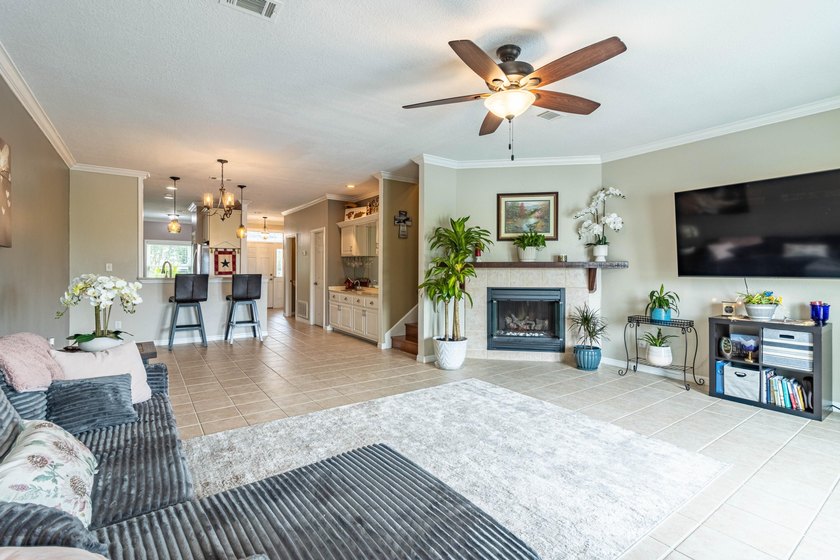 Enjoy beautiful views of the Santa Rosa Sound from your private - photo 20