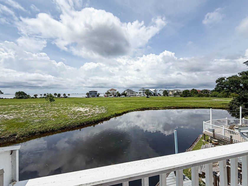 Enjoy beautiful views of the Santa Rosa Sound from your private - photo 31