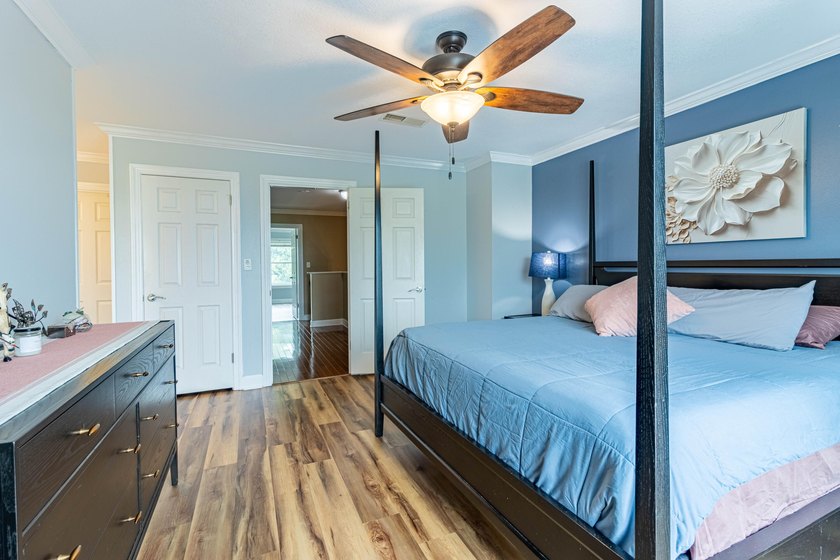 Enjoy beautiful views of the Santa Rosa Sound from your private - photo 34