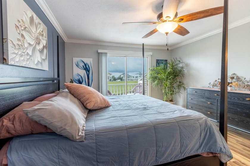 Enjoy beautiful views of the Santa Rosa Sound from your private - photo 35